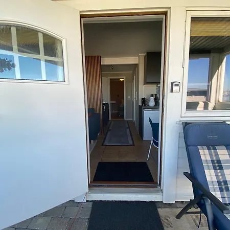 Polar Cozy Apartment - With View And Free Parking Tromso Exterior photo
