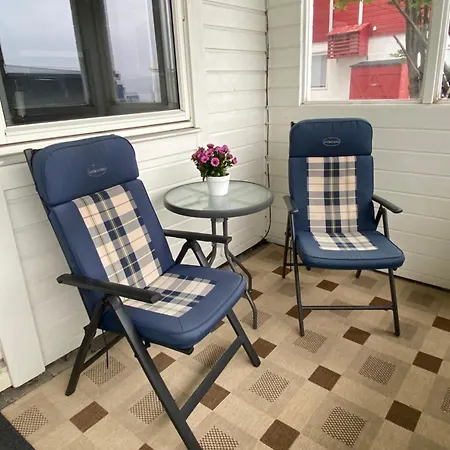 Polar Cozy Apartment - With View And Free Parking Tromso Exterior photo