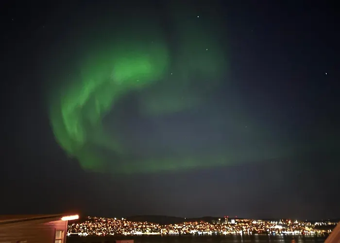 Polar Cozy Apartment - With View And Free Parking
